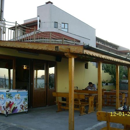 巴莱克斯家庭酒店 索佐波尔 外观 照片